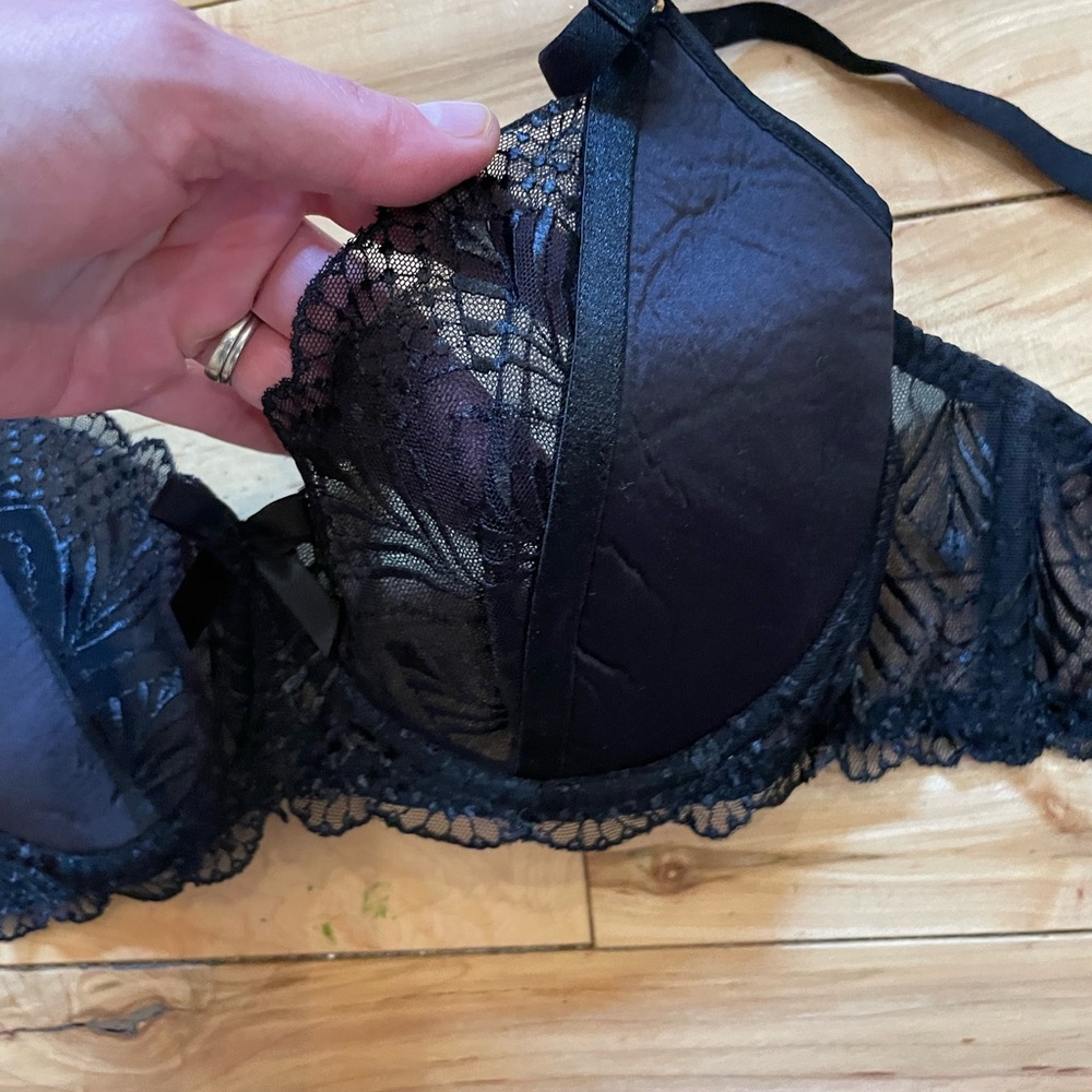Bordelle L Bra - Picture 2 of 2